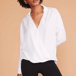 Lou & Grey White Draped V-Neck Collared Blouse